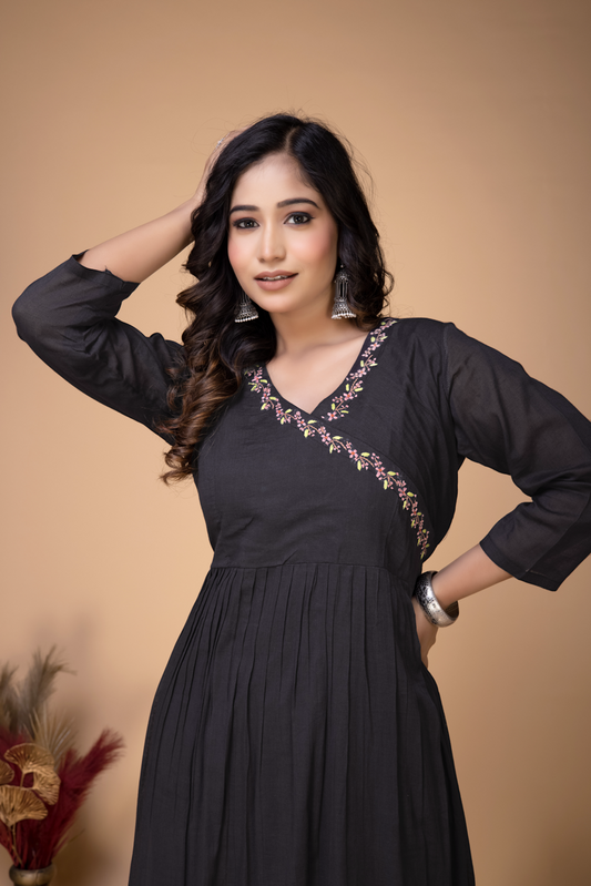 BLACK HANDEMBROIDERED ANGARKHA STYLE MIDI