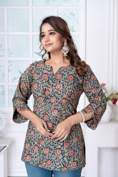 Kalamkari Print Gamthi Short Kurti