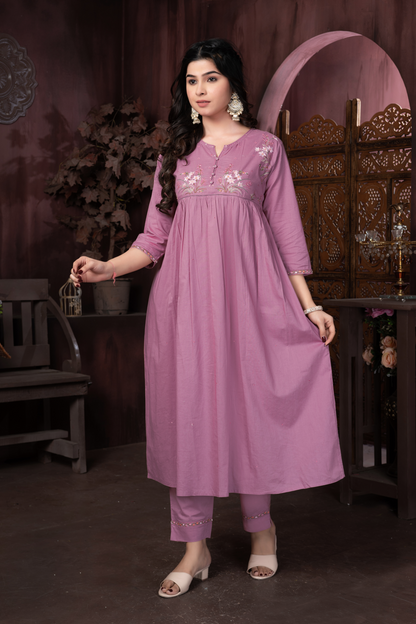 Bermuda Onion Cotton Embroidered Set