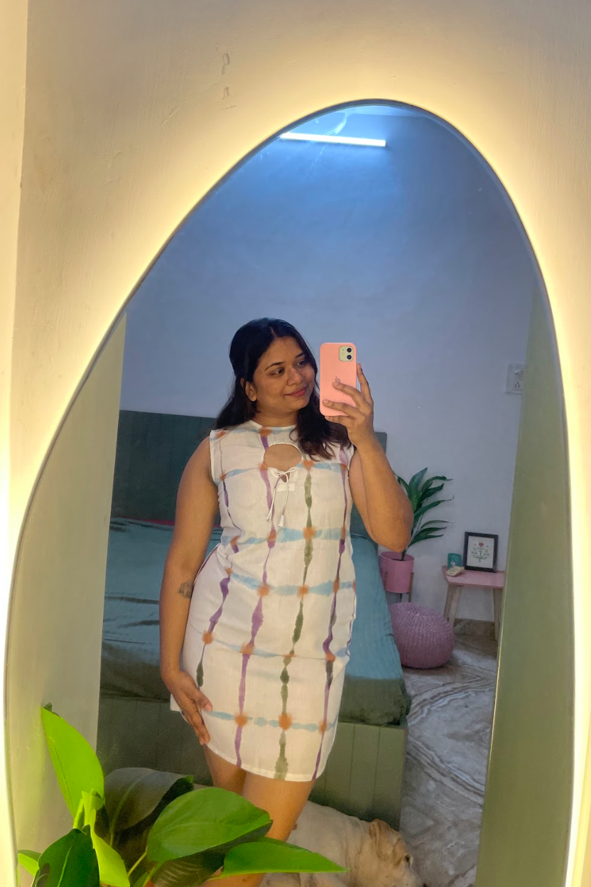 HEARTSTRING CUTOUT DRESS