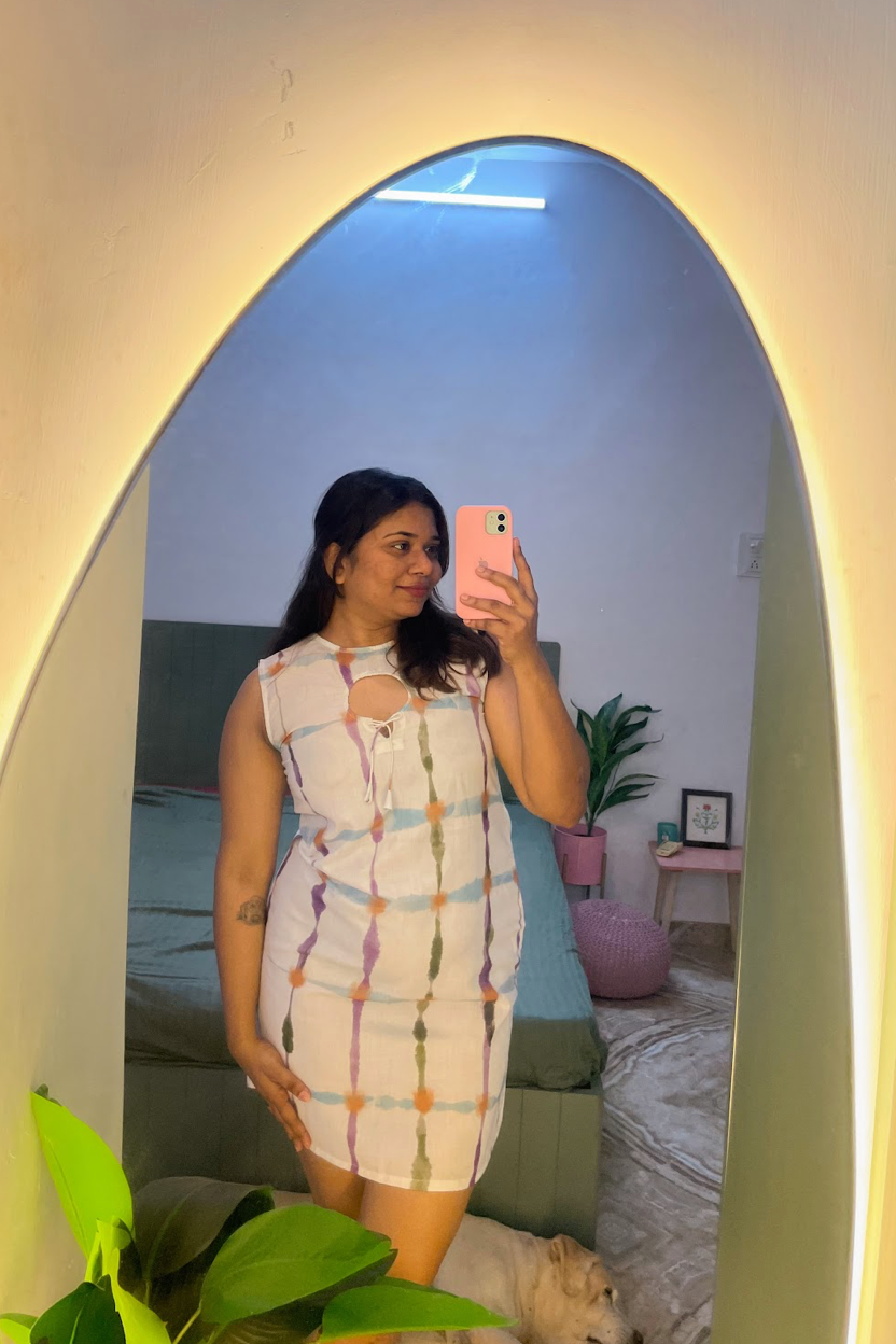 HEARTSTRING CUTOUT DRESS