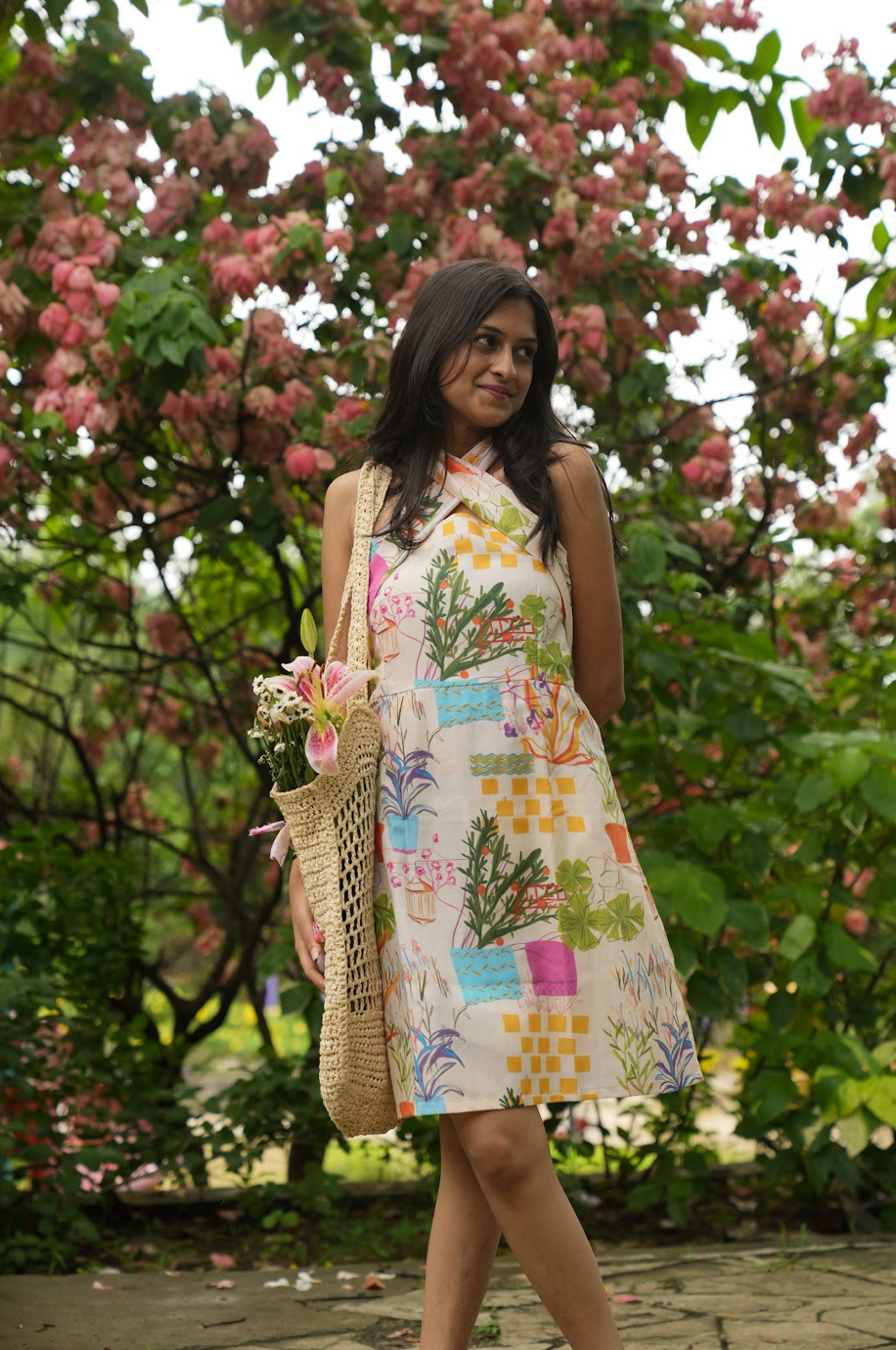 FARMHOUSE CRISS-CROSS DRESS