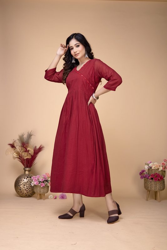 CHERRY RED ABHLA AGARKHA STYLE