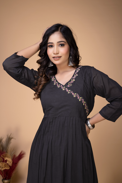 BLACK HANDEMBROIDERED ANGARKHA STYLE MIDI
