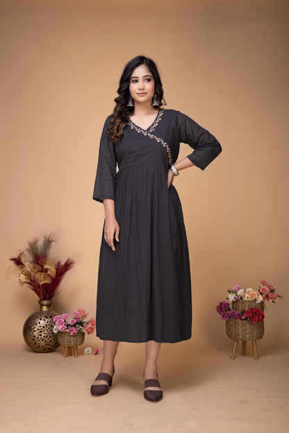 BLACK HANDEMBROIDERED ANGARKHA STYLE MIDI