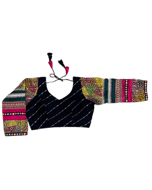 BLACK RAAZI BLOUSE